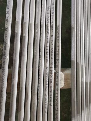 良い価格 ASTM A213の継ぎ目が無いSUS304熱交換器の管 オンライン
