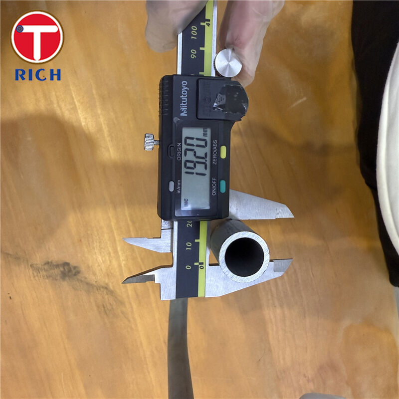 冷たい折りたたみステンレス鋼U型パイプ TP304/304L TP316/316L TP321 交換器用