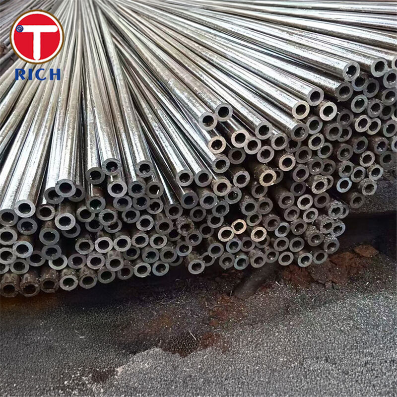 E235N 自動車用高精度水力シームレス冷引管 表面粗さRa ≤ 4μm