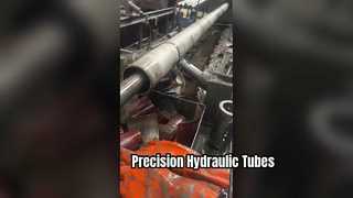 内部ホーニング加工中です。