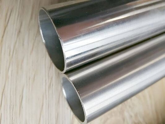 良い価格 トリッチ ASTM B444 UNS N06219 焼けたニッケル・クロム合金鋼管 オンライン